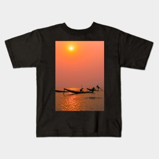 Inle Fishermen. Kids T-Shirt